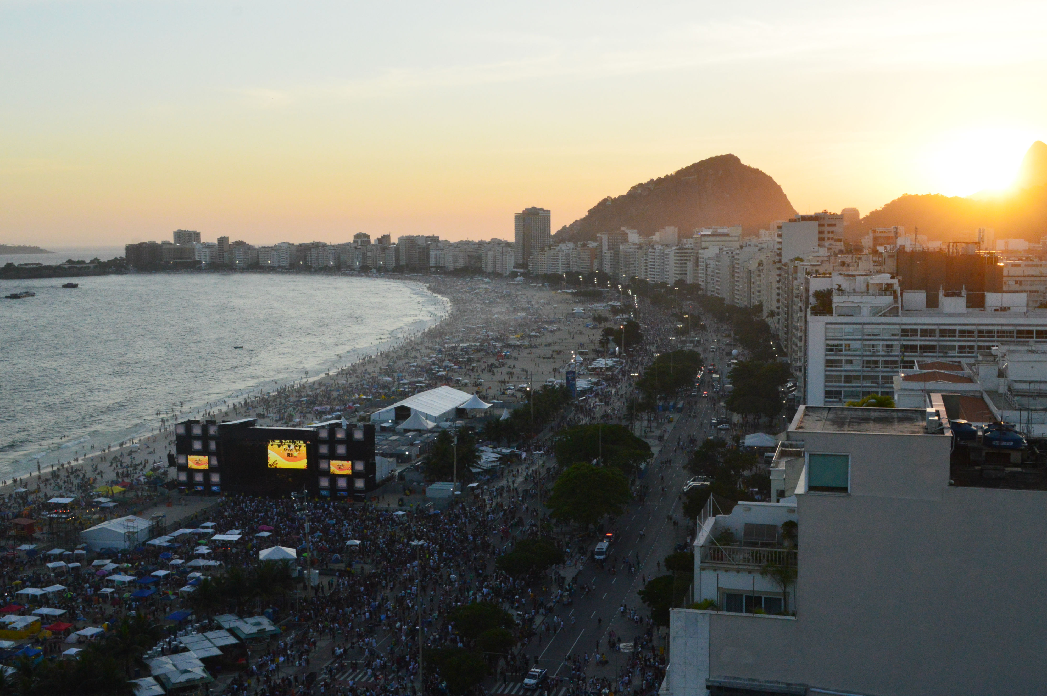 noticia Saúde, paz e prosperidade, Copacabana recebe 2020 com tudo!