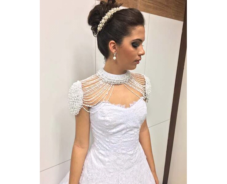 noticia Discrição e elegância valorizam a beleza da Miss de Cacimbinhas Katarinne Farias 