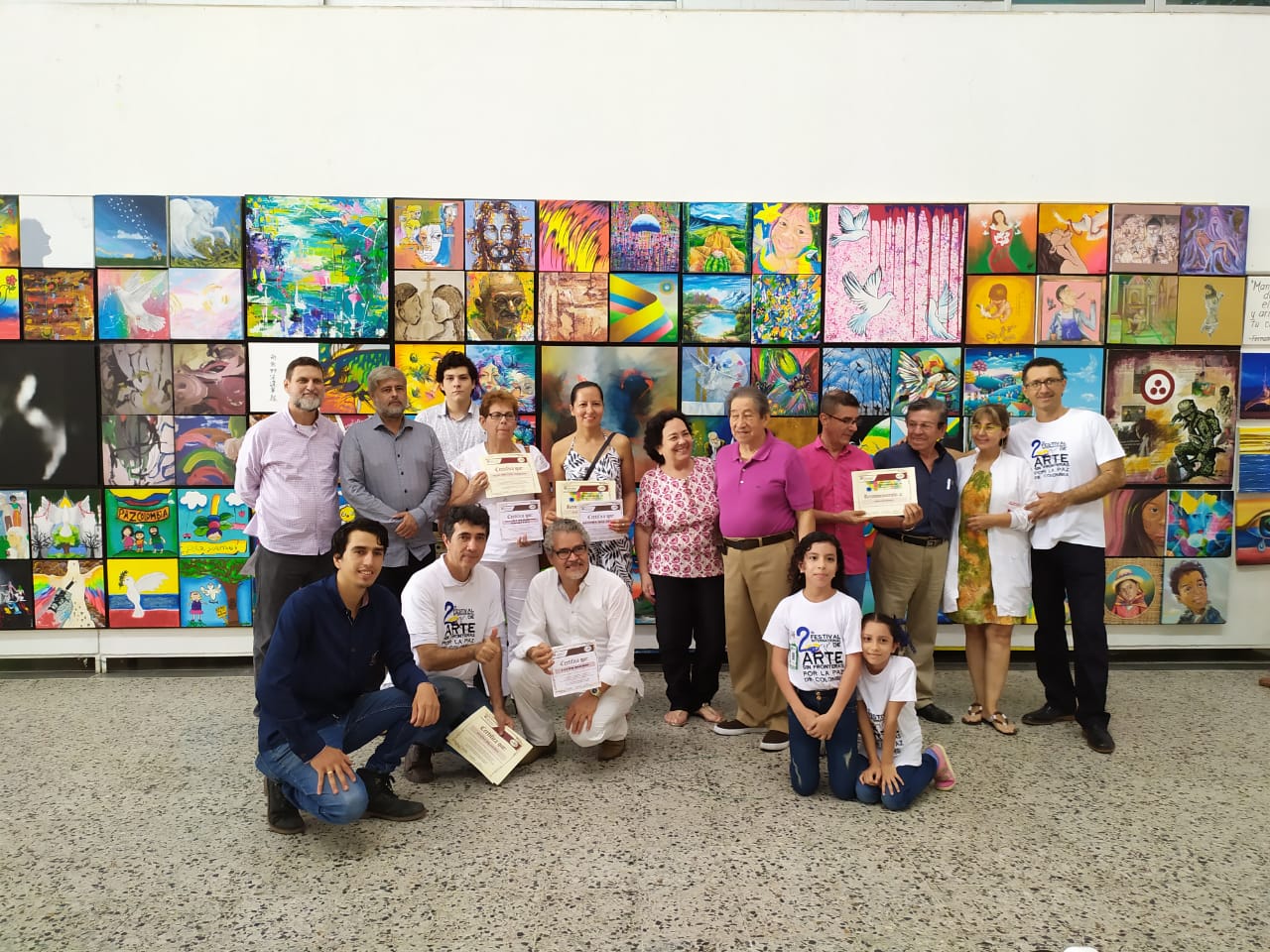 noticia Mosaico internacional nascido na Colômbia em homenagem à Paz