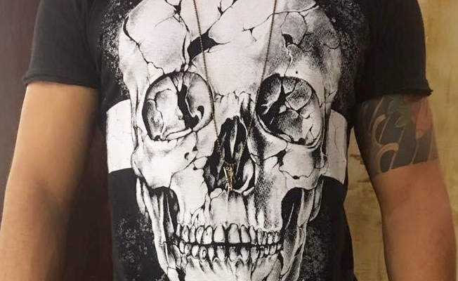 noticia Sempre na moda! Entre no clima da Camisa de Caveira 