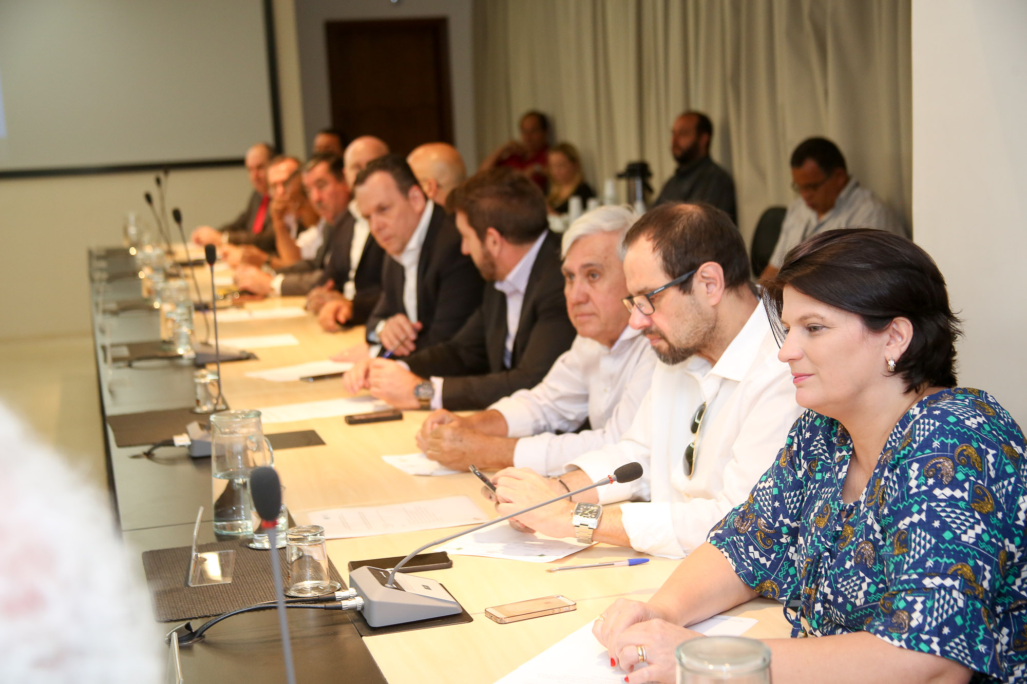 noticia Secretário de Gestão de Projetos e Programas, Secretario de Segurança e o Diretor de Comunicação de Louveira representam o Prefeito Junior Finamore em reunião da AUJ 