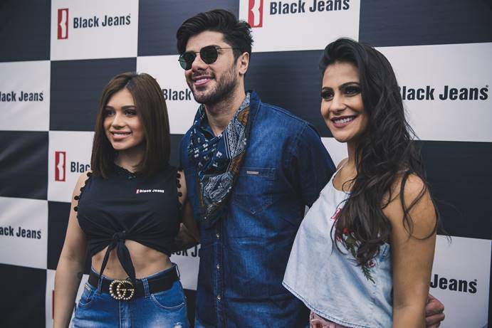 noticia BLACK JEANS lança coleção verão 2018 com a presença do modelo e ex BBB Renan Oliveira