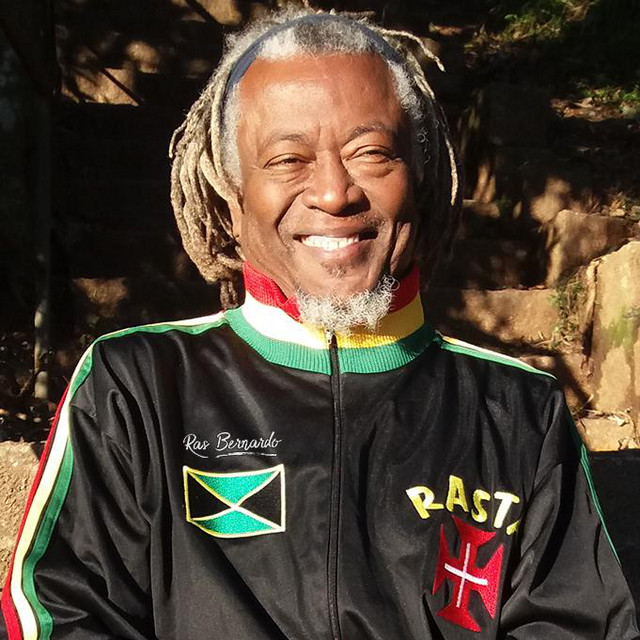 noticia Se alguém for contar a história do reggae no Brasil terá que, obrigatoriamente, mencionar o nome de Ras Bernardo