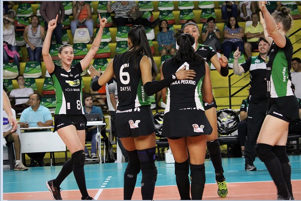 noticia Vôlei Bauru se reabilita e vence o Fluminense