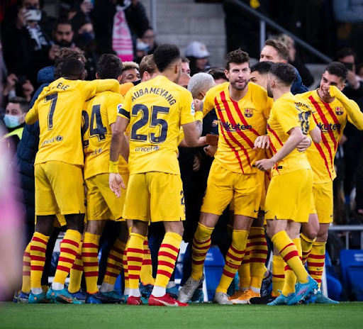 noticia ‘Estamos de volta’: Piqué comemora goleada do Barcelona em cima do Real Madrid