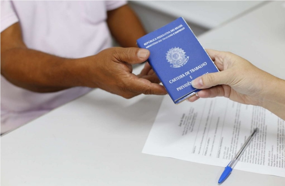 noticia Mais de 300 vagas de emprego ofertadas: