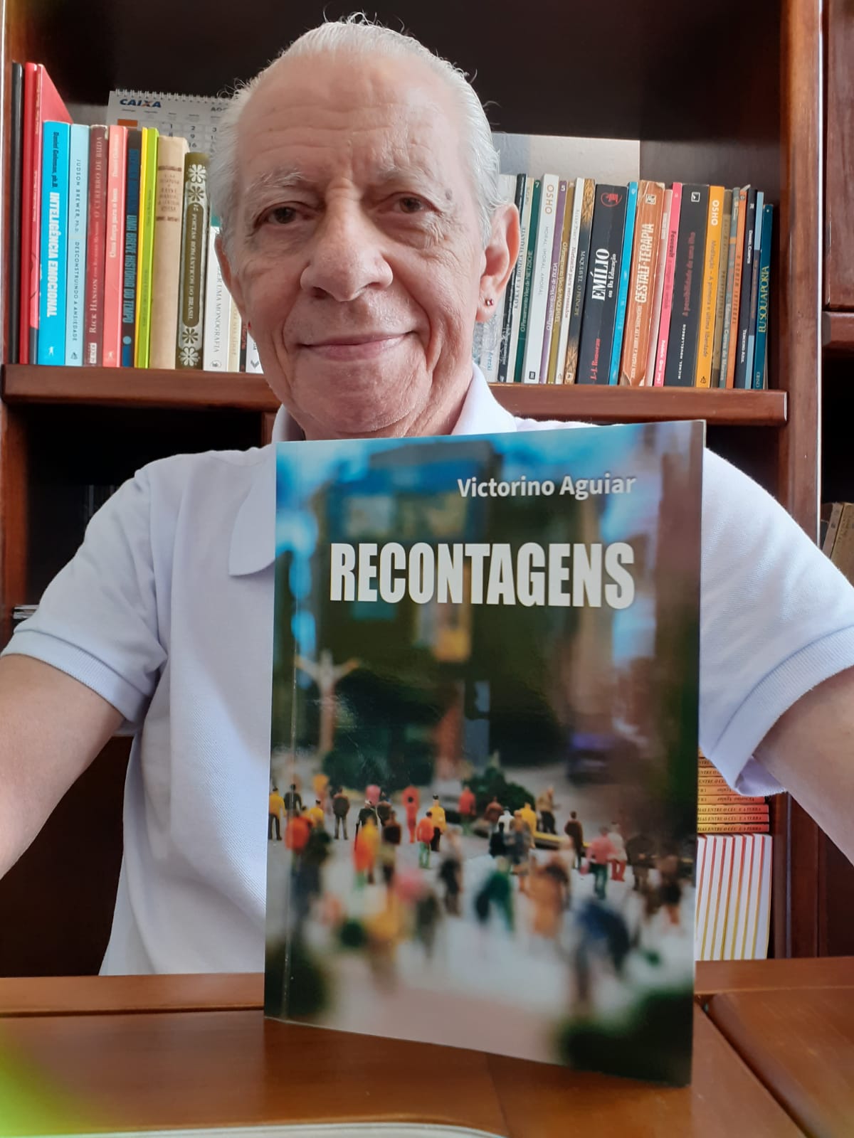 noticia Victorino Aguiar lança seu sexto livro, 