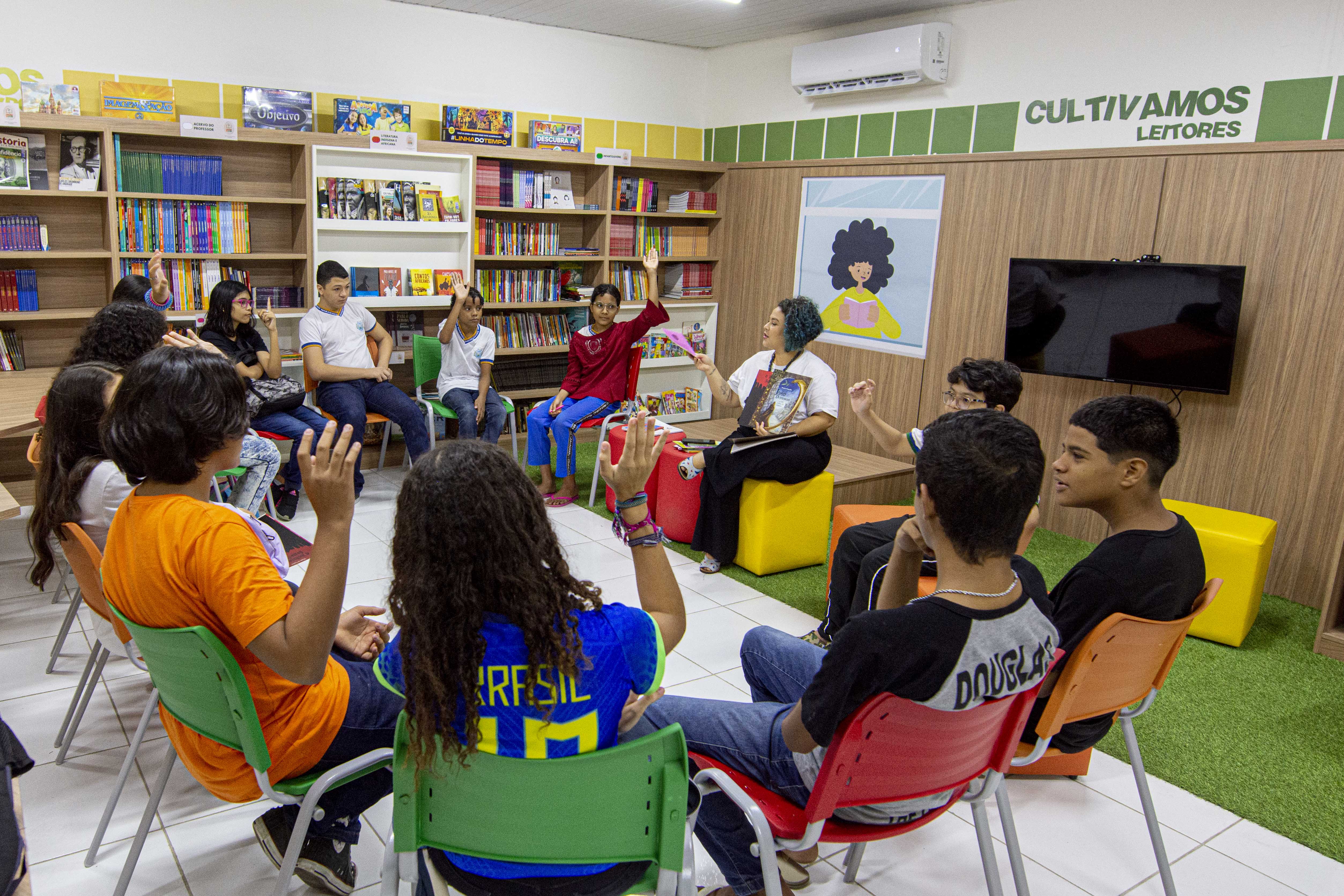 noticia Territórios da Leitura reinaugura seis bibliotecas de escolas públicas em Itapipoca, Maracanaú, Maranguape e Aquiraz