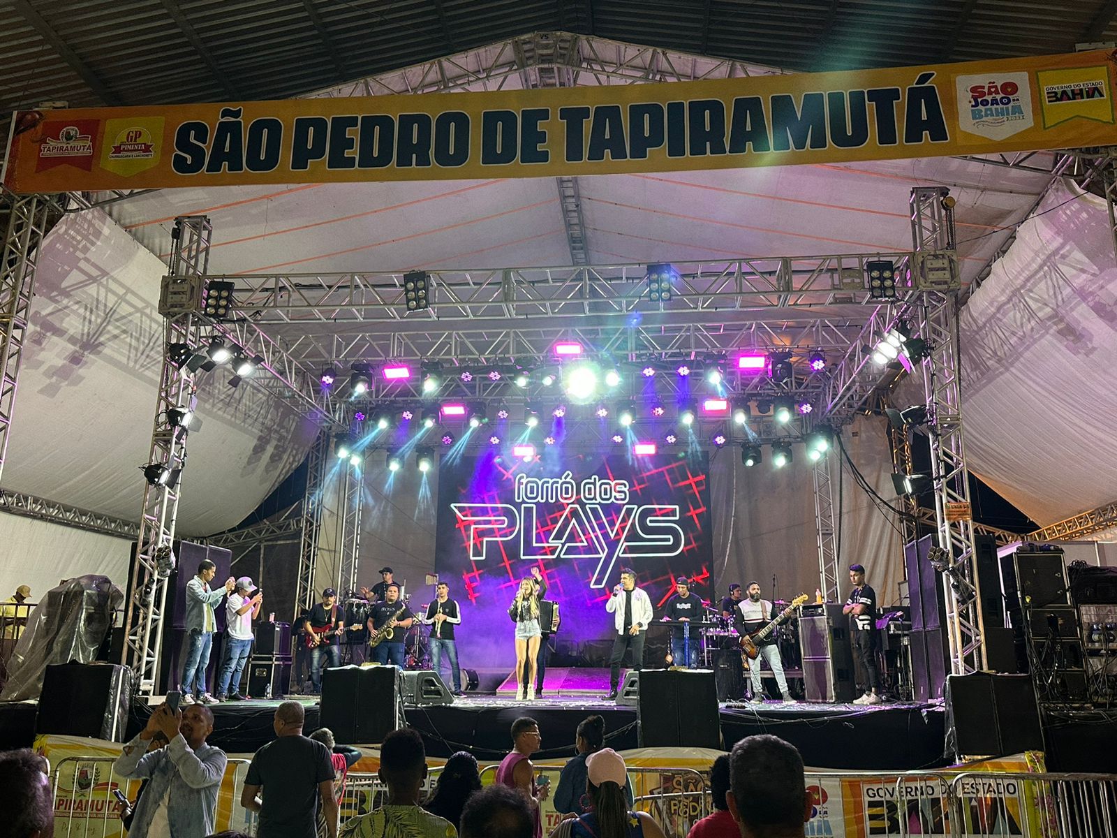 noticia Banda Forró dos Plays é apontada como melhor atração do 2 de Julho em Tapiramutá