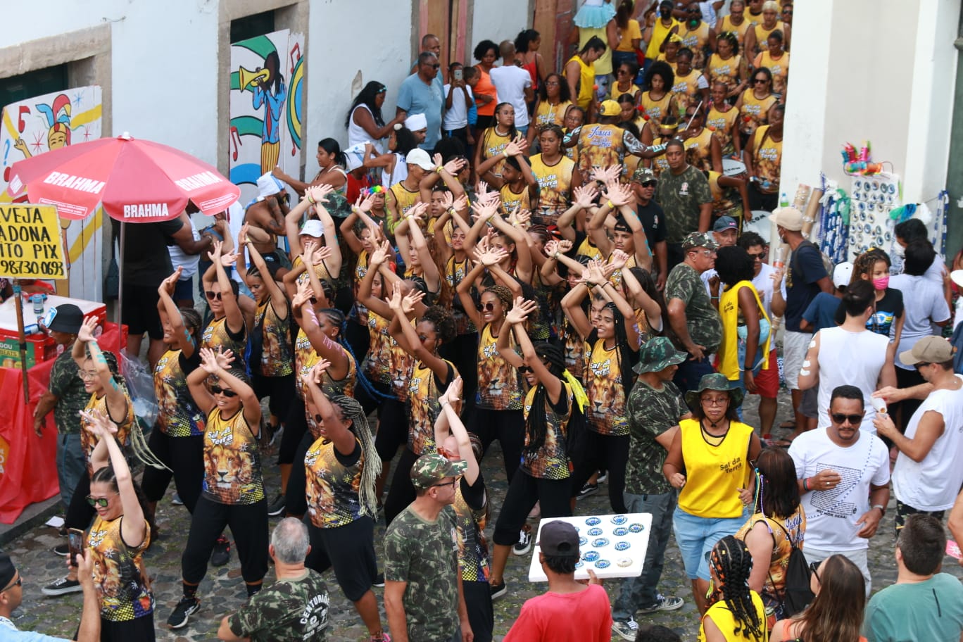 noticia Encontro de percussões baianas e recifenses marcam a participação do bloco Sal da Terra em 2024 no Circuito Batatinha